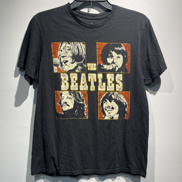 APPLE CORPS. THE BEATLES T-SHIRT