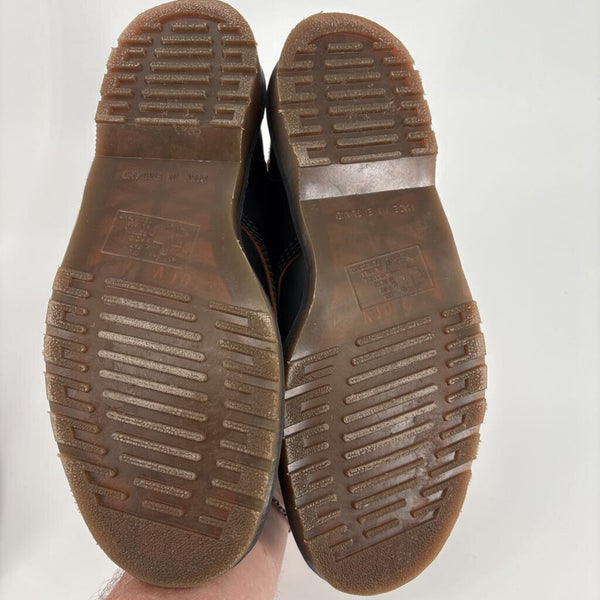 DR. MARTENS AIR WAIR 1460 8 EYELET BOOT (MADE IN ENGLAND)