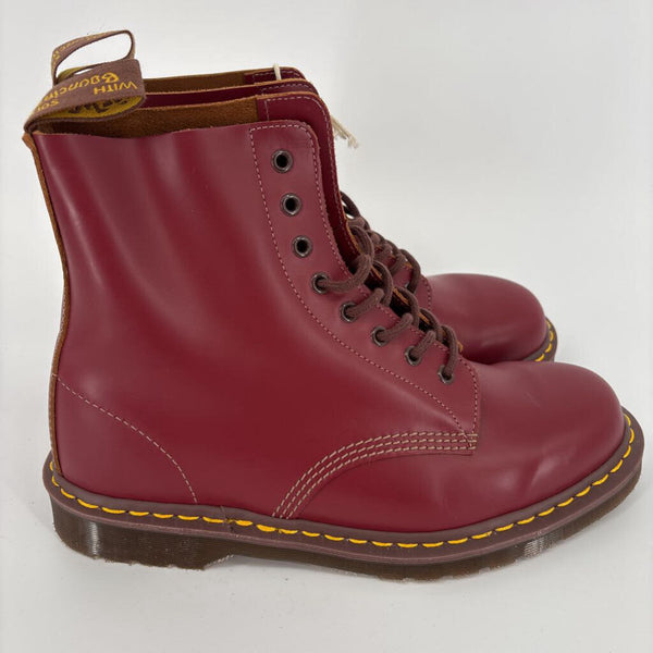 DR. MARTENS AIR WAIR 1460 8 EYELET BOOT HERITAGE FIT BOOTS