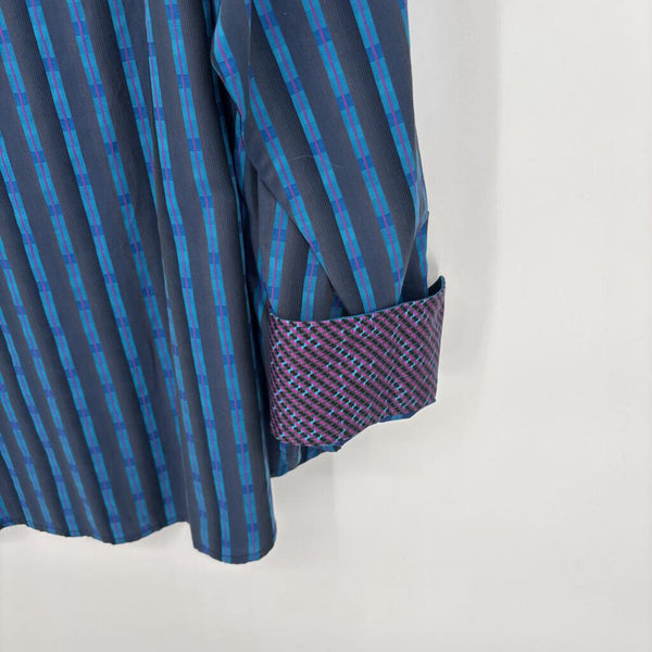 ROBERT GRAHAM KORBEN BUTTON DOWN SHIRT