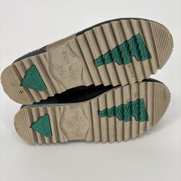 JOHN FLUVOG RUN WILD METALLIC SNEAKERS