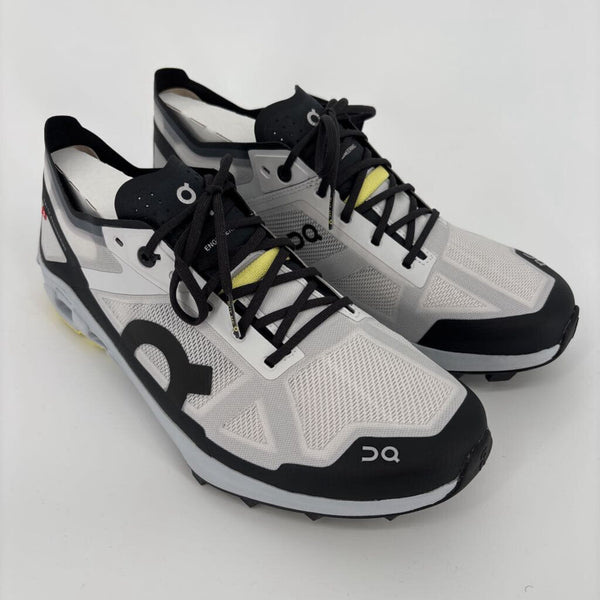 ON CLOUD CLOUDVENTURE PEAK 3