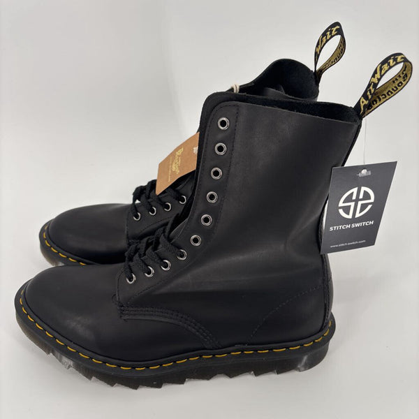 DR. MARTENS 1490 RP CROSSROADS 10 EYELET BOOTS (MADE IN ENGLAND)
