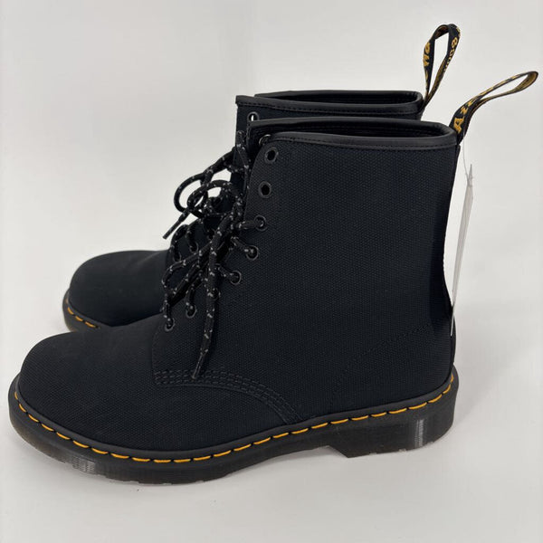 DR. MARTENS 1460 BRODER BOOTS